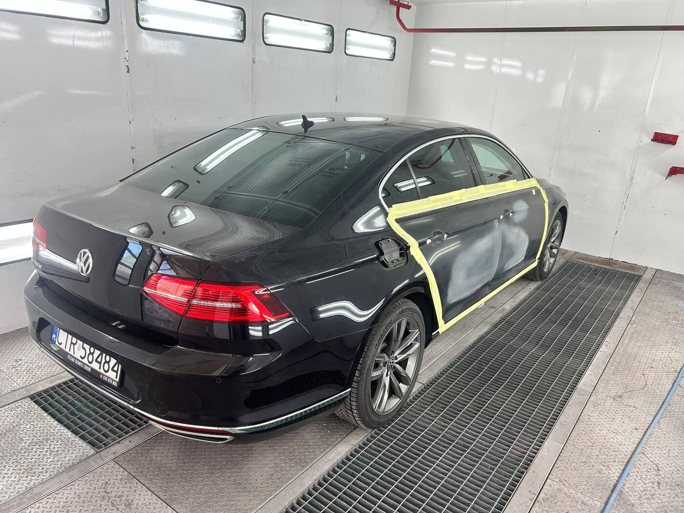 Naprawa blacharska samochodu w serwisie auto-mar SERWIS w Papowie Toruńskim.